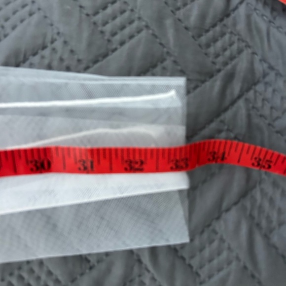 Wedding shall with detachable sleeves - Picture 10 of 11